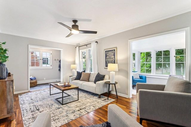 6931 W Wells STREET, Wauwatosa, WI 53213