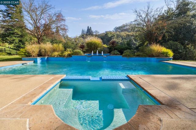 291 Barrington Lane, Alamo, CA 94507