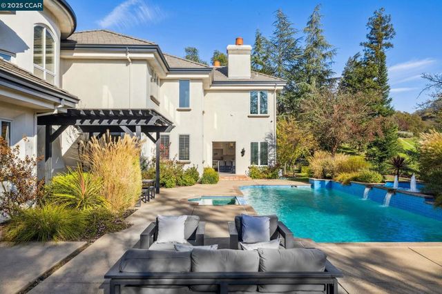 291 Barrington Lane, Alamo, CA 94507