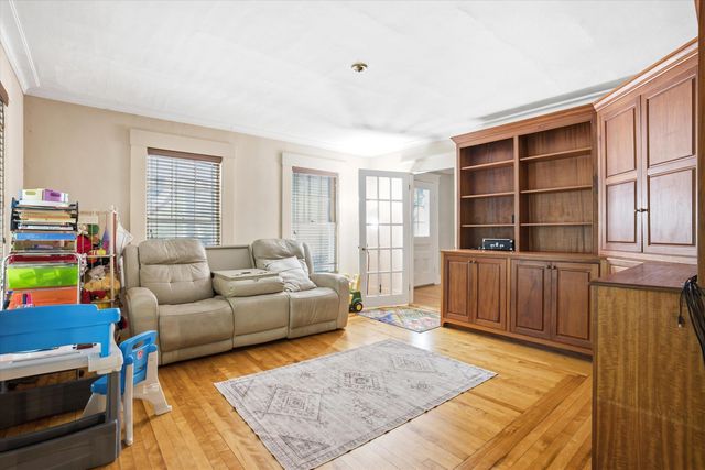 26 W Main Street, Warner, NH 03278
