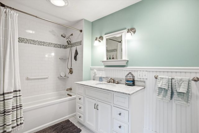 26 W Main Street, Warner, NH 03278