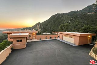 280 W Mountain Drive, Santa Barbara, CA 93103