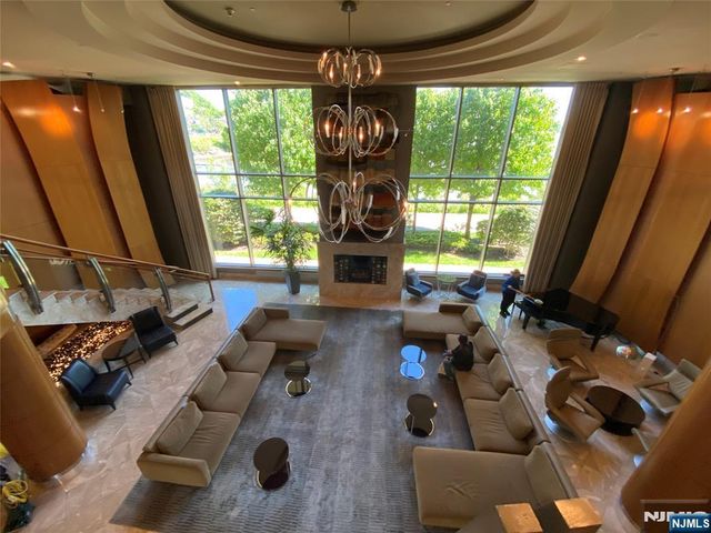 8100 River Road 917, North Bergen, NJ 07047