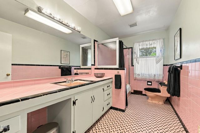 505 Paris Street, Graham, NC 27253