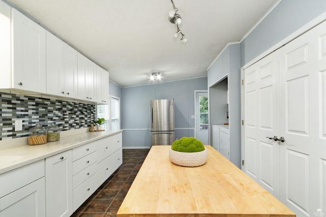 2814 Nelsons Landing, Manhattan, KS 66502