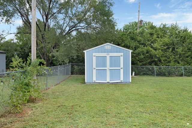 2814 Nelsons Landing, Manhattan, KS 66502
