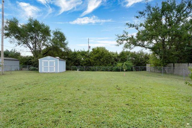 2814 Nelsons Landing, Manhattan, KS 66502