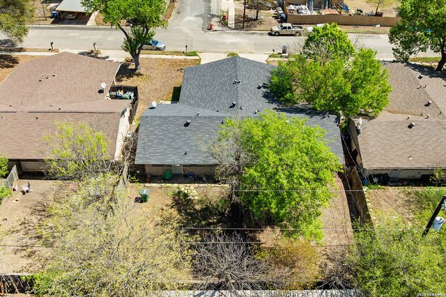 9815 Conbes, San Antonio, TX 78216