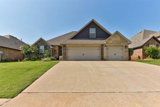 9920 NW 142nd Street, Yukon, OK 73099