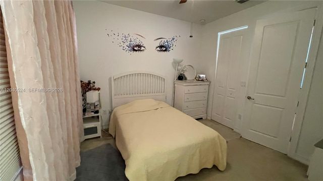 11618 SW 13th Ct, Pembroke Pines, FL 33025