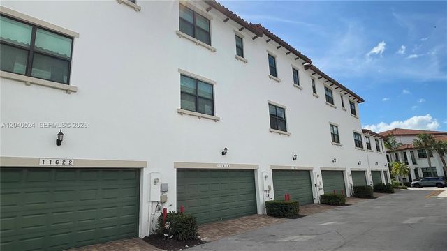 11618 SW 13th Ct, Pembroke Pines, FL 33025