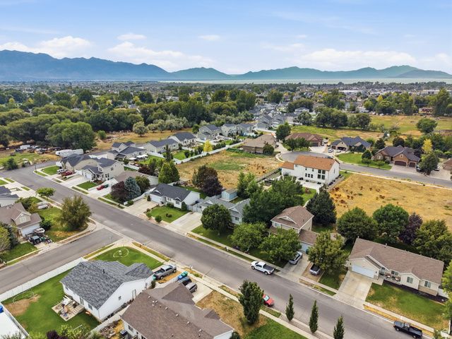 999 W 300 S, Lehi, UT 84043