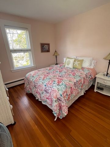 31 Bridge, Dartmouth, MA 02748