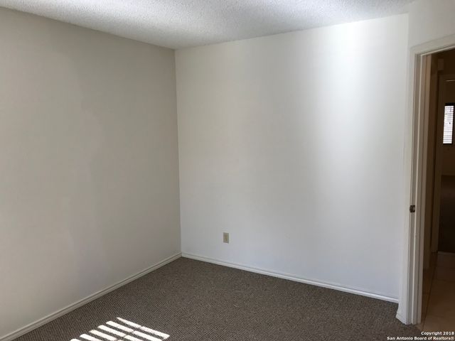 5927 Heather View, San Antonio, TX 78249