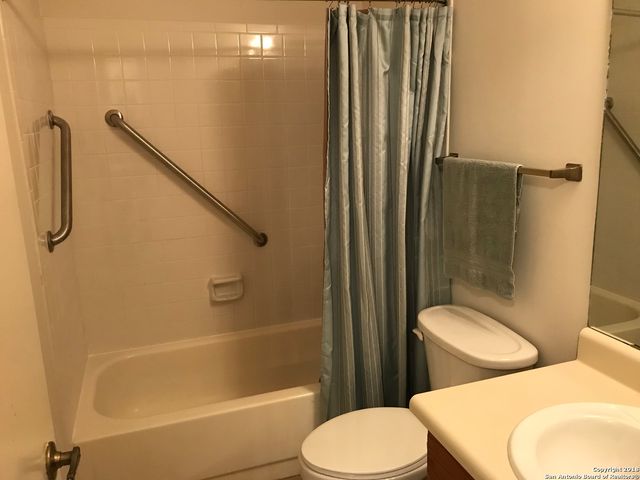 5927 Heather View, San Antonio, TX 78249