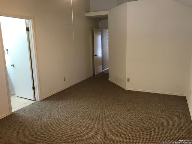 5927 Heather View, San Antonio, TX 78249