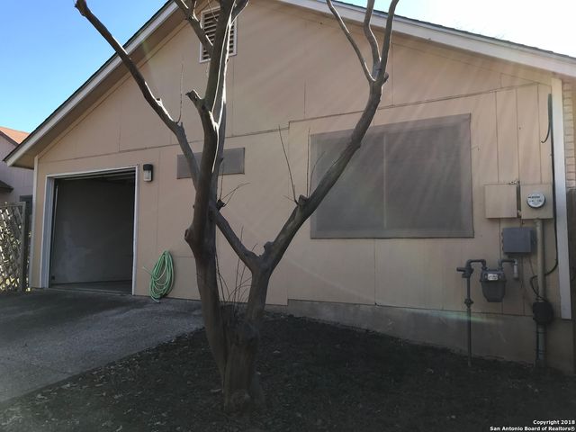 5927 Heather View, San Antonio, TX 78249