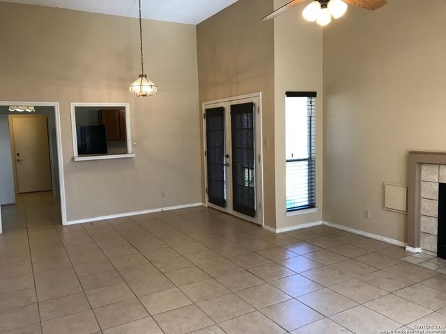 5927 Heather View, San Antonio, TX 78249