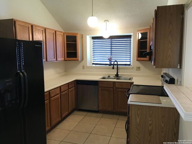 5927 Heather View, San Antonio, TX 78249