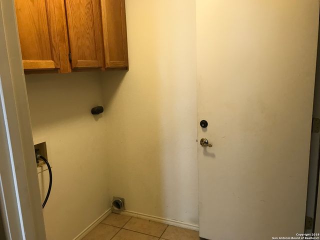 5927 Heather View, San Antonio, TX 78249