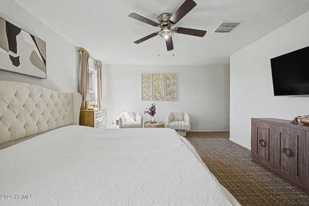 Image 13 of property listing at 2732 N 154TH Drive, Goodyear, AZ 85395