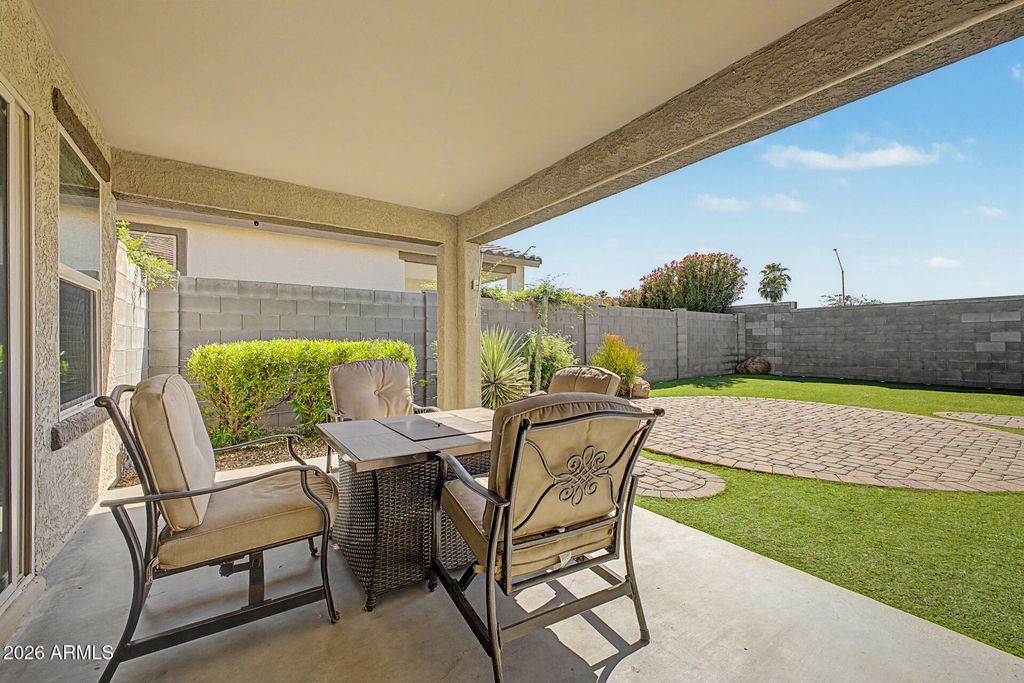 Image 23 of property listing at 2732 N 154TH Drive, Goodyear, AZ 85395