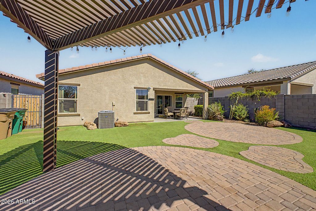 Image 26 of property listing at 2732 N 154TH Drive, Goodyear, AZ 85395