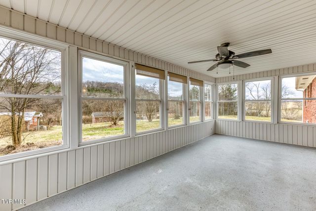 4300 Brockwood Drive, Morristown, TN 37813