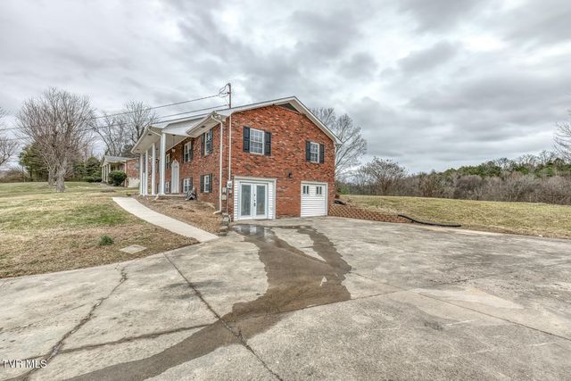 4300 Brockwood Drive, Morristown, TN 37813