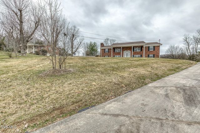 4300 Brockwood Drive, Morristown, TN 37813
