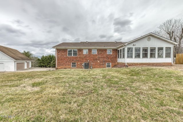 4300 Brockwood Drive, Morristown, TN 37813