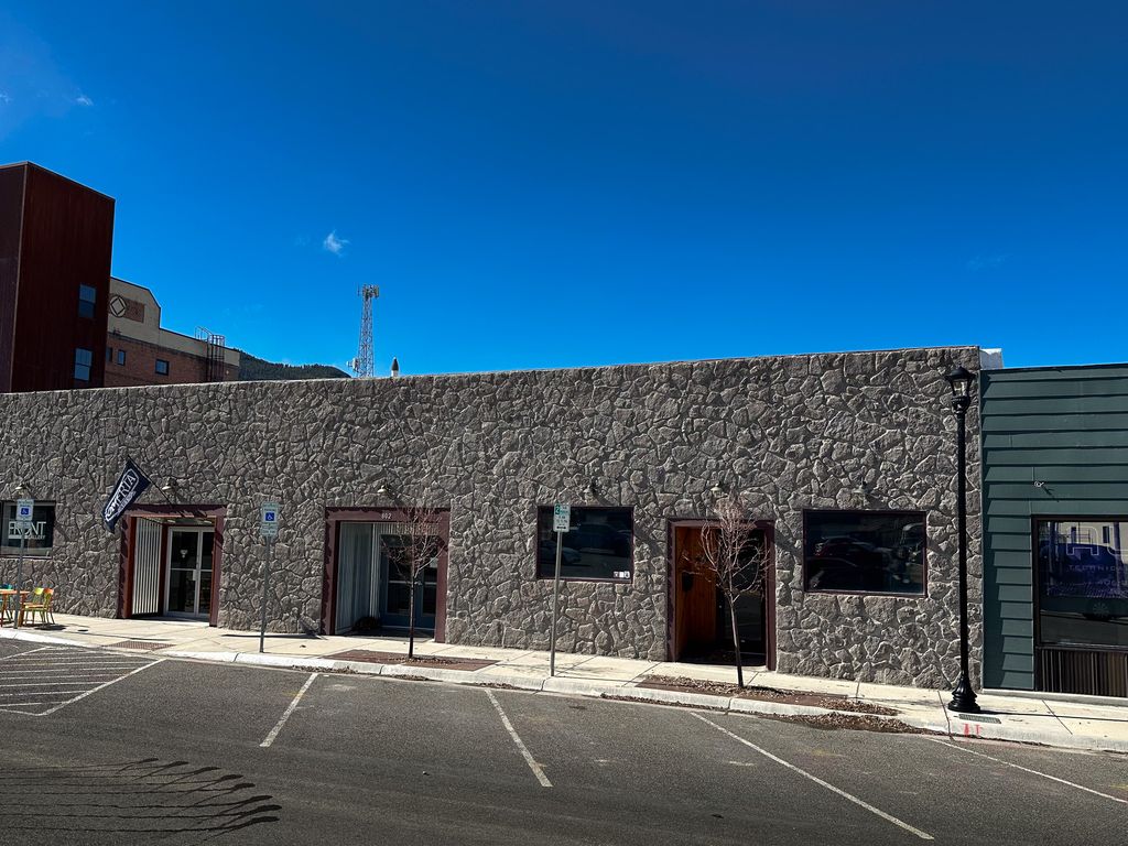 802 Front Street, Helena, MT 59601