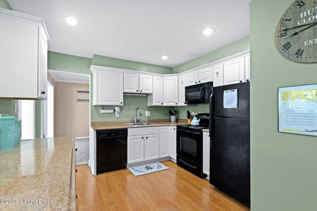 2815 Goose Creek Rd, Louisville, KY 40242