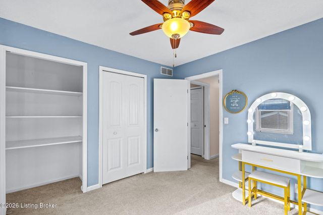 2815 Goose Creek Rd, Louisville, KY 40242