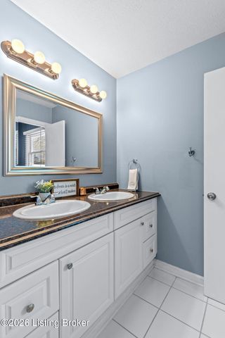 2815 Goose Creek Rd, Louisville, KY 40242