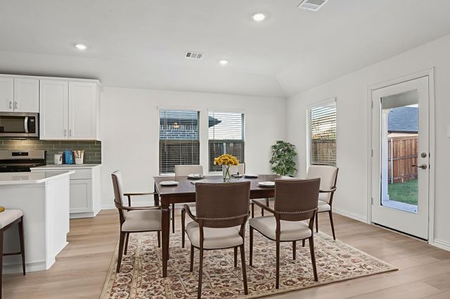 2012 Carriage Court, Seagoville, TX 75159