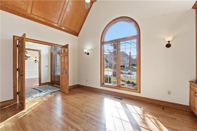 13841 Hadley Street, Overland Park, KS 66223