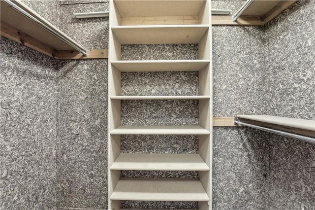 13841 Hadley Street, Overland Park, KS 66223