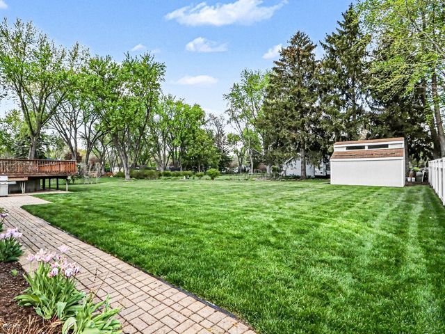 10S287 Alma Lane, Naperville, IL 60564