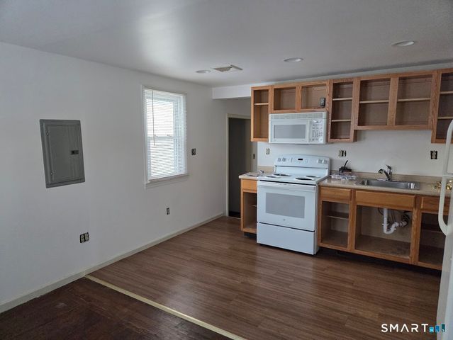 244 Weybosset Street, New Haven, CT 06513