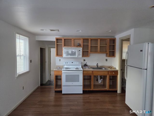 244 Weybosset Street, New Haven, CT 06513