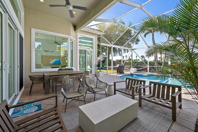 8988 Lakes Boulevard, West Palm Beach, FL 33412