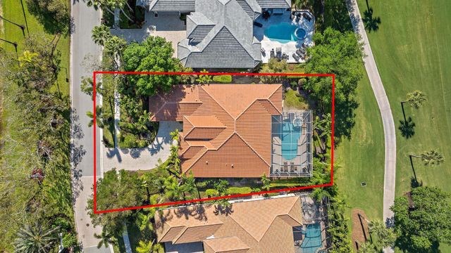 8988 Lakes Boulevard, West Palm Beach, FL 33412
