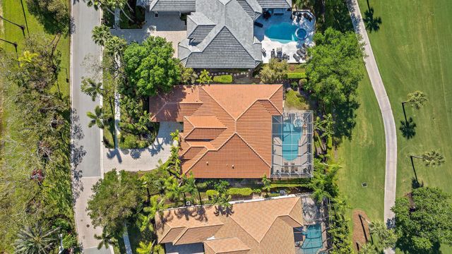 8988 Lakes Boulevard, West Palm Beach, FL 33412
