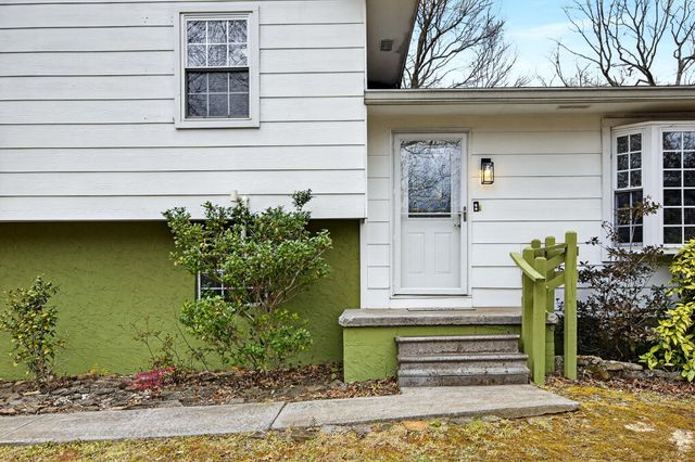 179 Central Drive, Benton, TN 37307