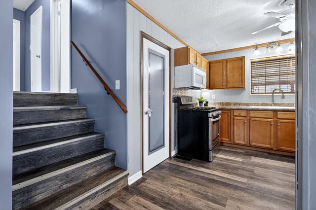 179 Central Drive, Benton, TN 37307