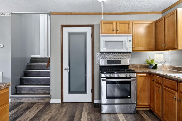 179 Central Drive, Benton, TN 37307