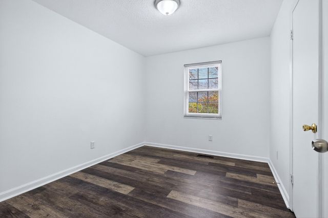 179 Central Drive, Benton, TN 37307