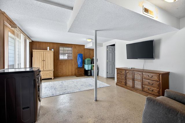 179 Central Drive, Benton, TN 37307