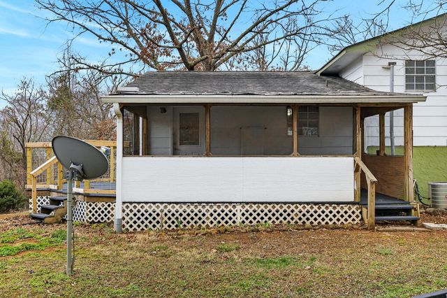 179 Central Drive, Benton, TN 37307